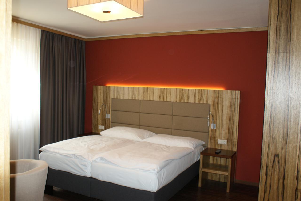 Hotel-Restaurant Schweinberger Stetten Номер фото
