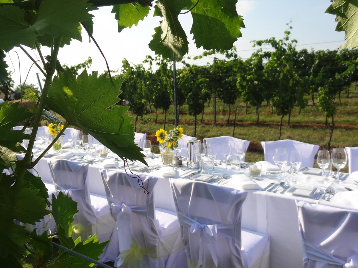 Hotel-Restaurant Schweinberger Stetten Екстер'єр фото